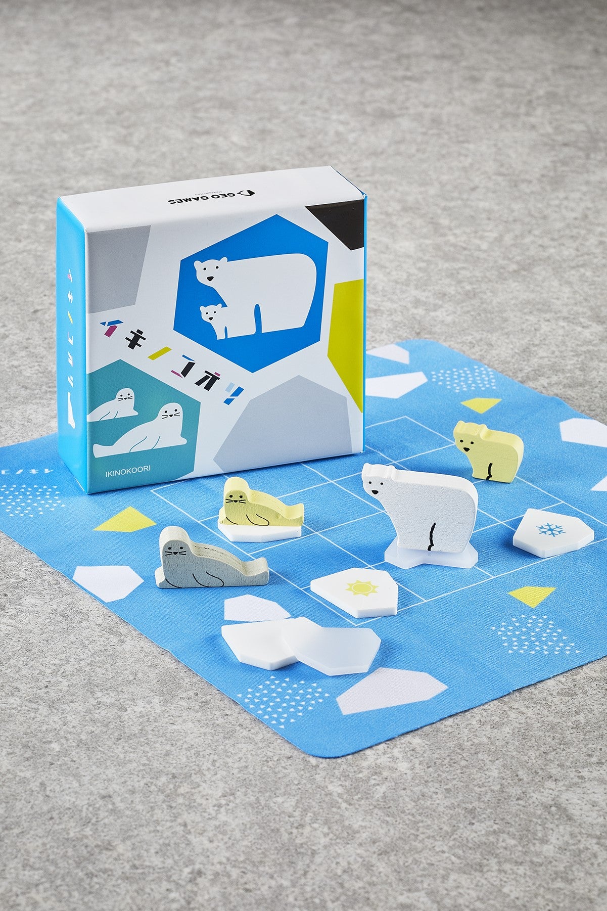 Polar Bear On Ice | Bookazine HK