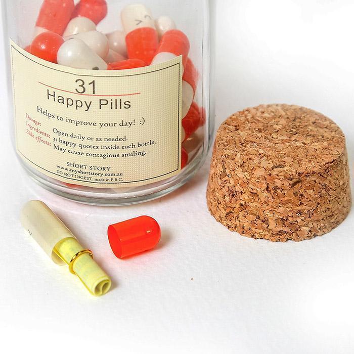 Happy Pills: Daily Inspirational Messages - 31 Days