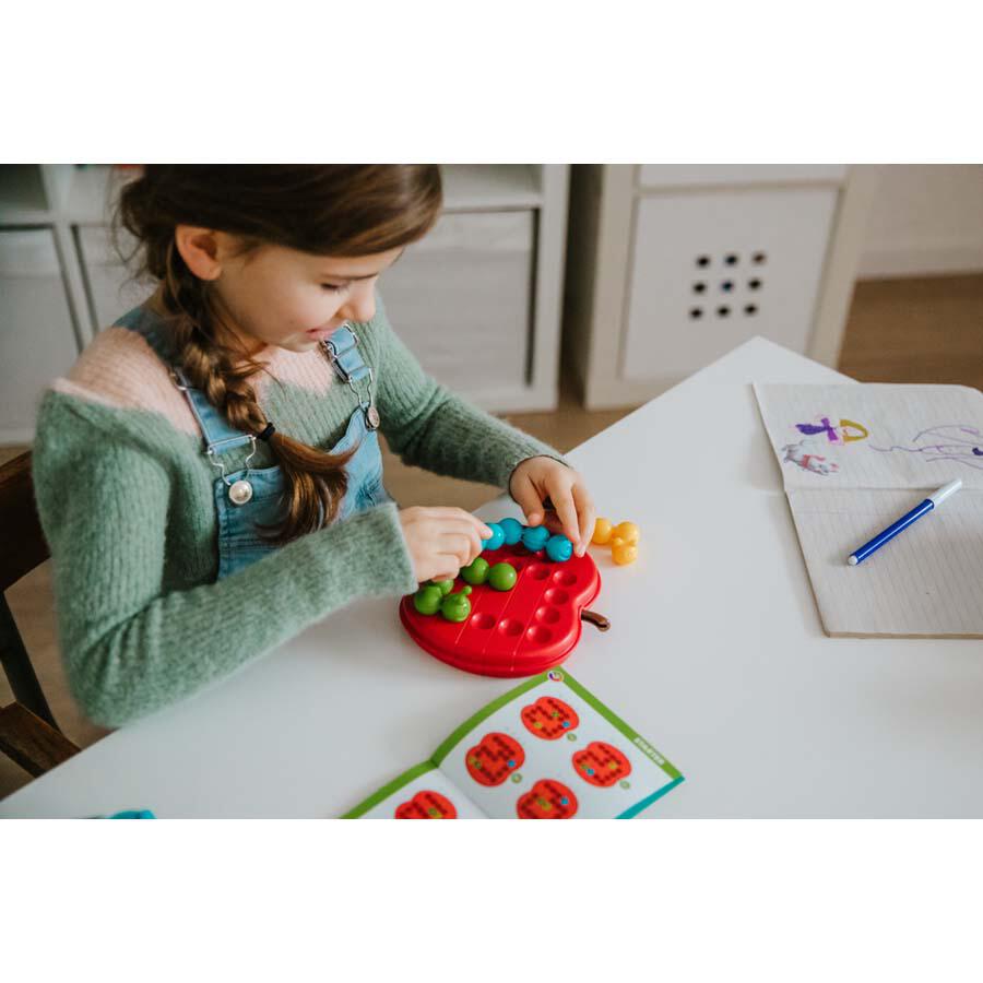 Smart Games Apple Twist