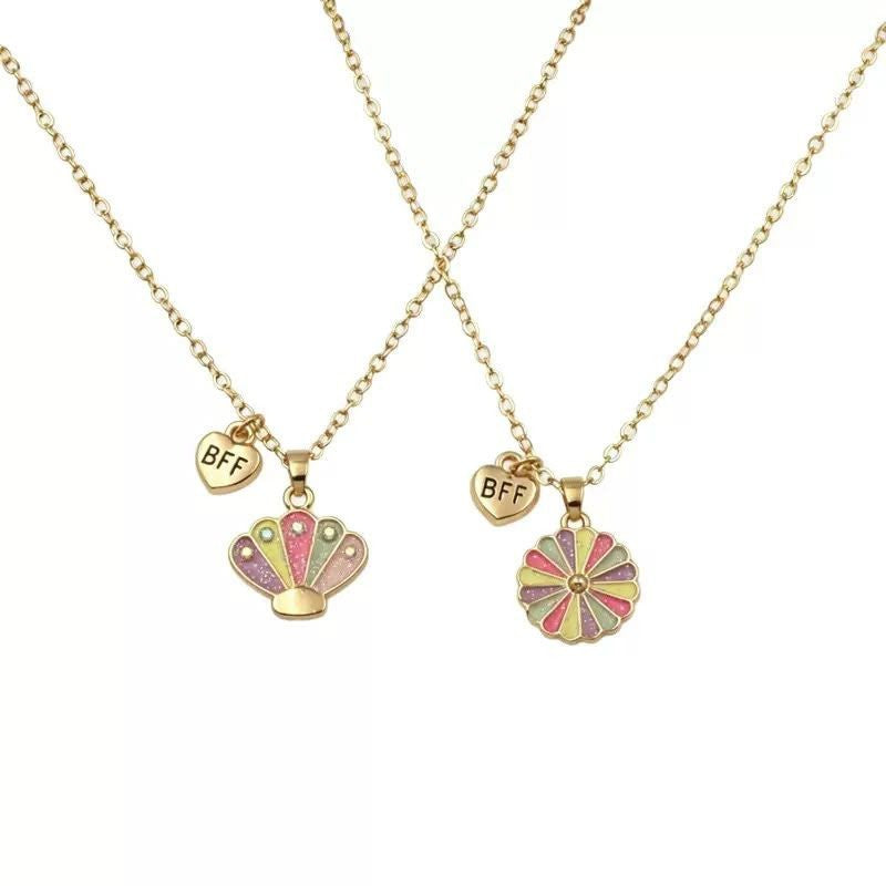 Shell &amp; Flower BFF Necklaces  | Bookazine HK