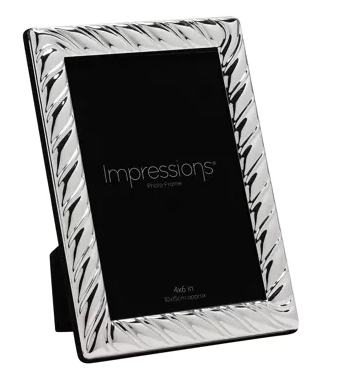 Silver Plated Swirl Textured Photo Frame 4" x 6" | Bookazine HK