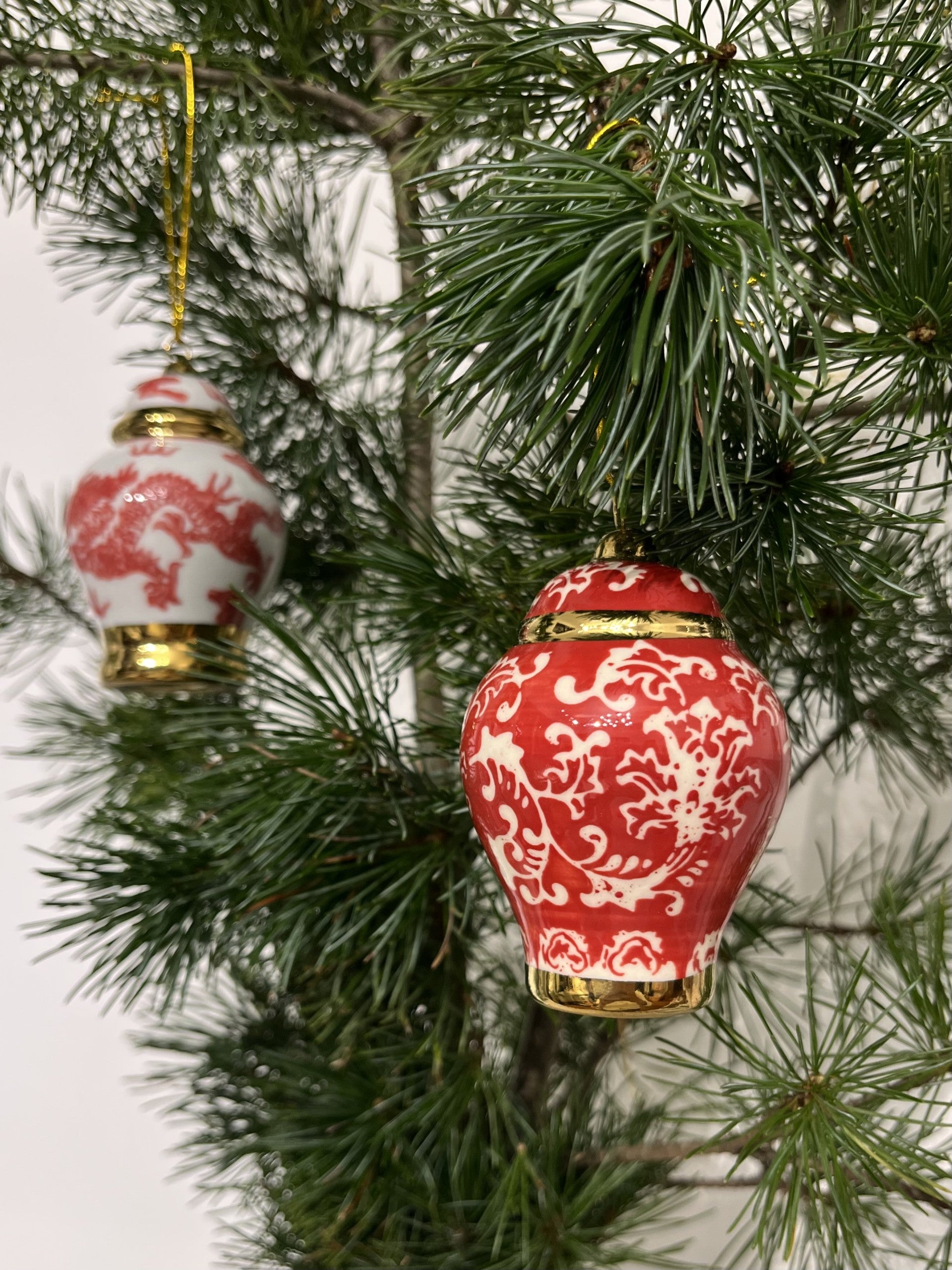 Ceramic Red Hibiscus Festive Glass Ornament | Bookazine HK