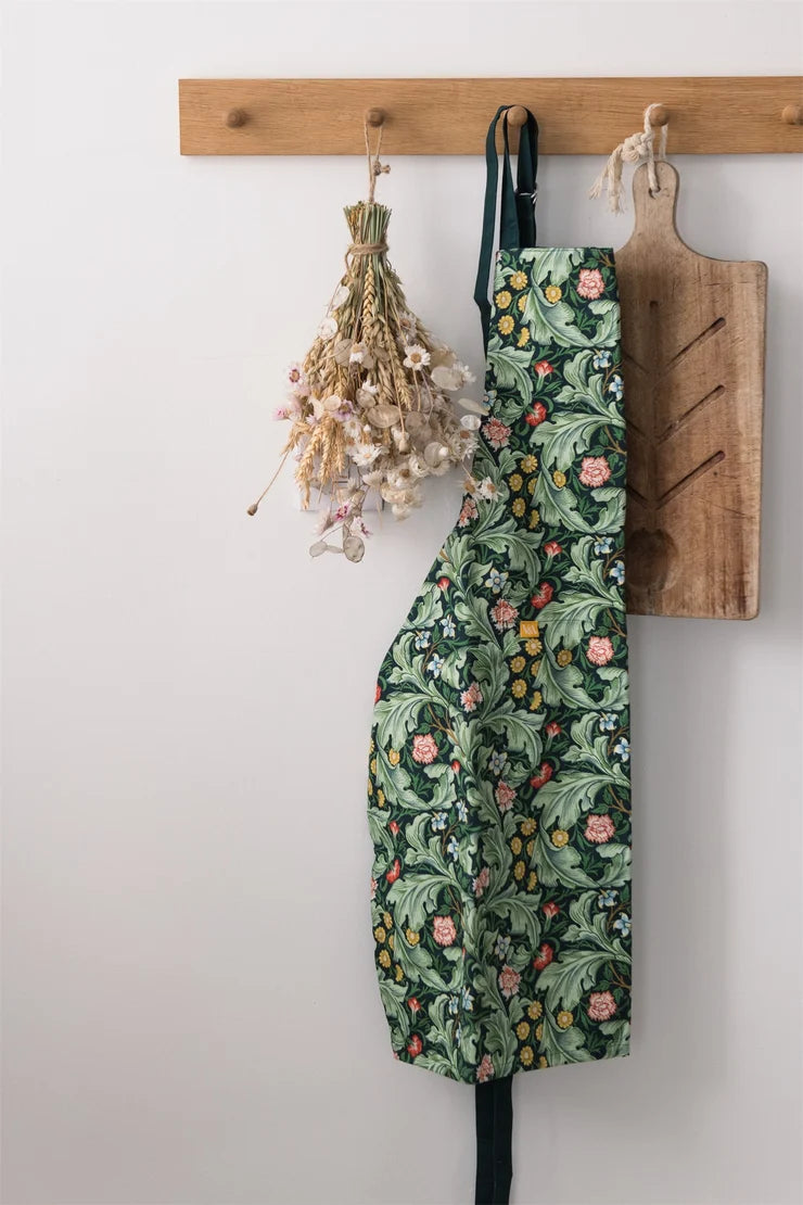 Leicester Wallpaper Apron
