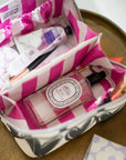 Mono Looped Hearts Flat Lay Wash Bag | Bookazine HK