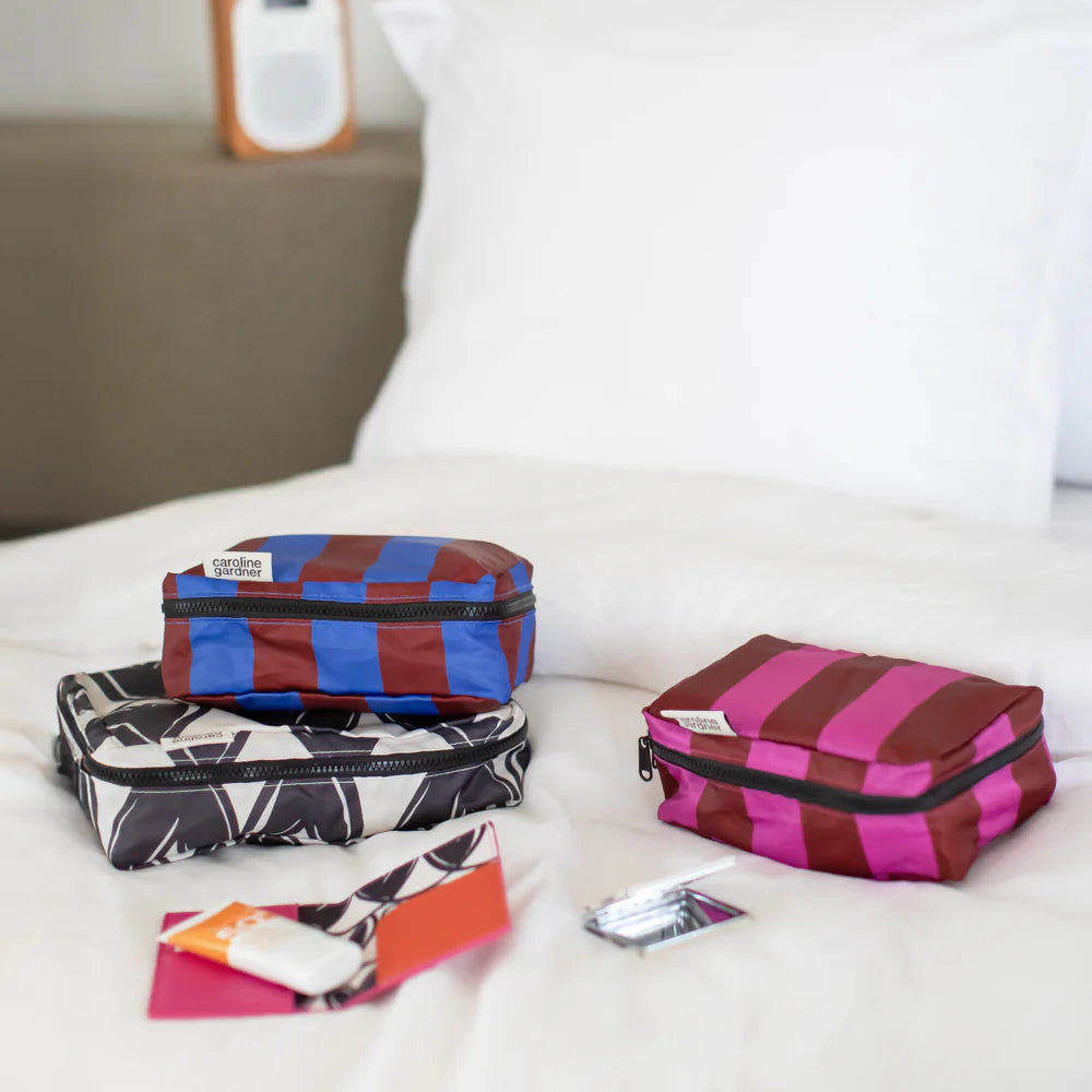 Mono Looped Hearts/Stripes Set of 3 Small Packing Cubes | Bookazine HK