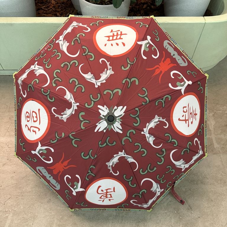 Red Longevity Umbrella | Bookazine HK
