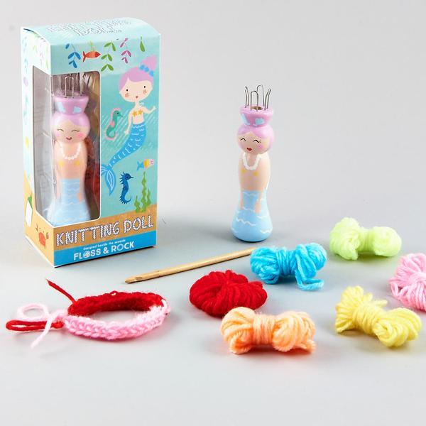 Mermaid-Knitting-Doll