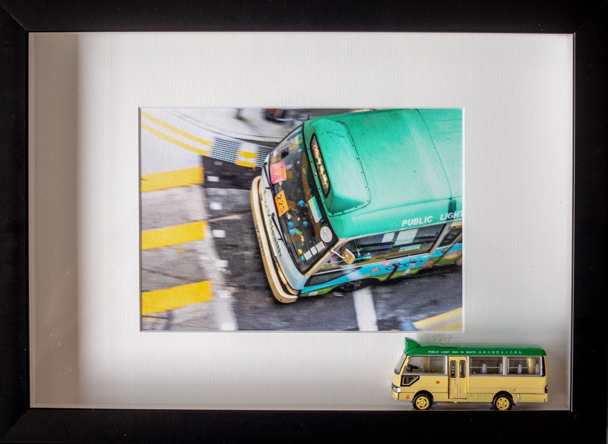 Mini Bus 3D Print With Black Frame | Bookazine HK